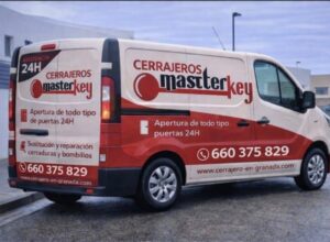 Fugoneta de Cerrajeros Masterkey en Granada